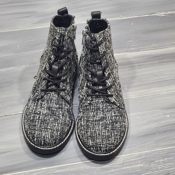 NYDJ Eileen Ankle Boots Black and White Tween Lace Up Zip Closure Size 8 - Picture 10 of 13